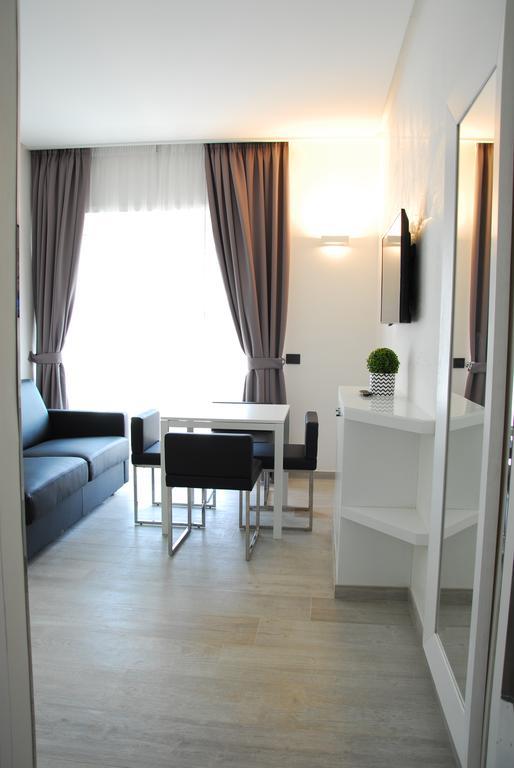 LHP Suite Rapallo Esterno foto