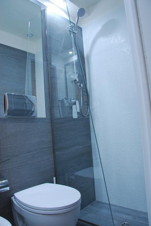 LHP Suite Rapallo Esterno foto